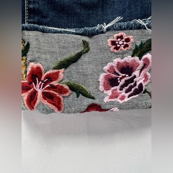 Driftwood Colette Embroidered Jeans - Picture 7 of 13